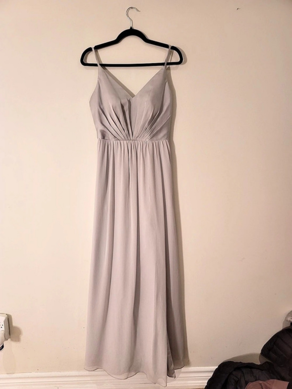 WHITE Vera Wang Romantic Silver Grey Chiffon Formal Maxi Gown 6 Bridal Prom 💎